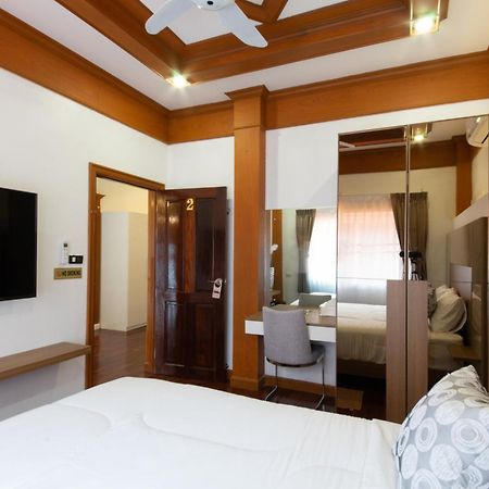 Rudi House Villa Patong Exterior photo